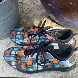 Nike Free multi colored sz 9